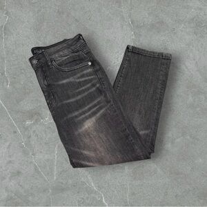 Judy Blue Women’s Skinny Fit Capri